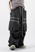画像をギャラリービューアに読み込む, A.F ARTEFACT CARGO TUCK WIDE PANTS / TYPEWRITER COTTON CLOTH (BLACK)