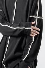 Load image into Gallery viewer, OBLADI DROP SHOULDER LONG SLEEVE T-SHIRT WITH BEIGE OVERLOCK STITCHING (BLACK)