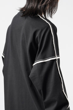 Load image into Gallery viewer, OBLADI DROP SHOULDER LONG SLEEVE T-SHIRT WITH BEIGE OVERLOCK STITCHING (BLACK)