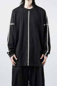 Load image into Gallery viewer, OBLADI DROP SHOULDER LONG SLEEVE T-SHIRT WITH BEIGE OVERLOCK STITCHING (BLACK)