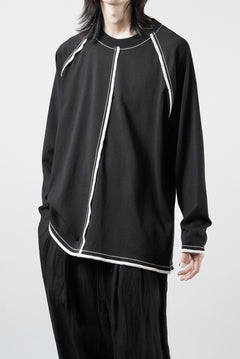 Load image into Gallery viewer, OBLADI RAGLAN LONG-SLEEVE T-SHIRT WITH BEIGE OVERLOCK STITCHING (BLACK)