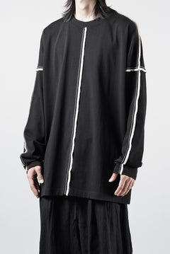 Load image into Gallery viewer, OBLADI DROP SHOULDER LONG SLEEVE T-SHIRT WITH BEIGE OVERLOCK STITCHING (BLACK)
