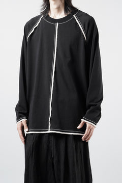 Load image into Gallery viewer, OBLADI RAGLAN LONG-SLEEVE T-SHIRT WITH BEIGE OVERLOCK STITCHING (BLACK)
