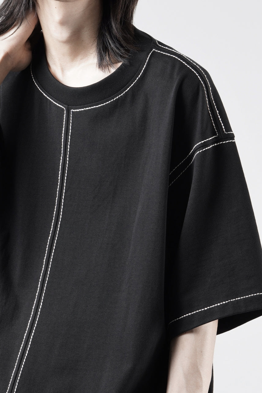 Load image into Gallery viewer, OBLADI BEIGE STITCHES ON BLACK T-SHIRT (BLACK)