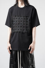 画像をギャラリービューアに読み込む, OBLADI BLACK T-SHIRT WITH GREEN-PURPLE CRISSCROSS SQUARE STITCHES ON MESH (BLACK)
