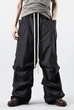 画像をギャラリービューアに読み込む, A.F ARTEFACT TUCK WIDE PANTS / TYPEWRITER COTTON CLOTH (BLACK)