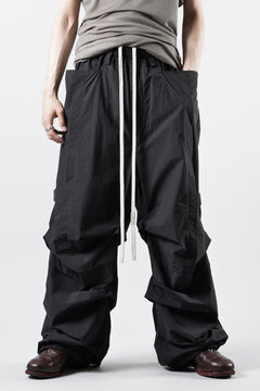 画像をギャラリービューアに読み込む, A.F ARTEFACT TUCK WIDE PANTS / TYPEWRITER COTTON CLOTH (BLACK)