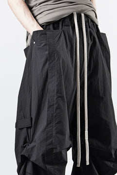 画像をギャラリービューアに読み込む, A.F ARTEFACT TUCK WIDE PANTS / TYPEWRITER COTTON CLOTH (BLACK)