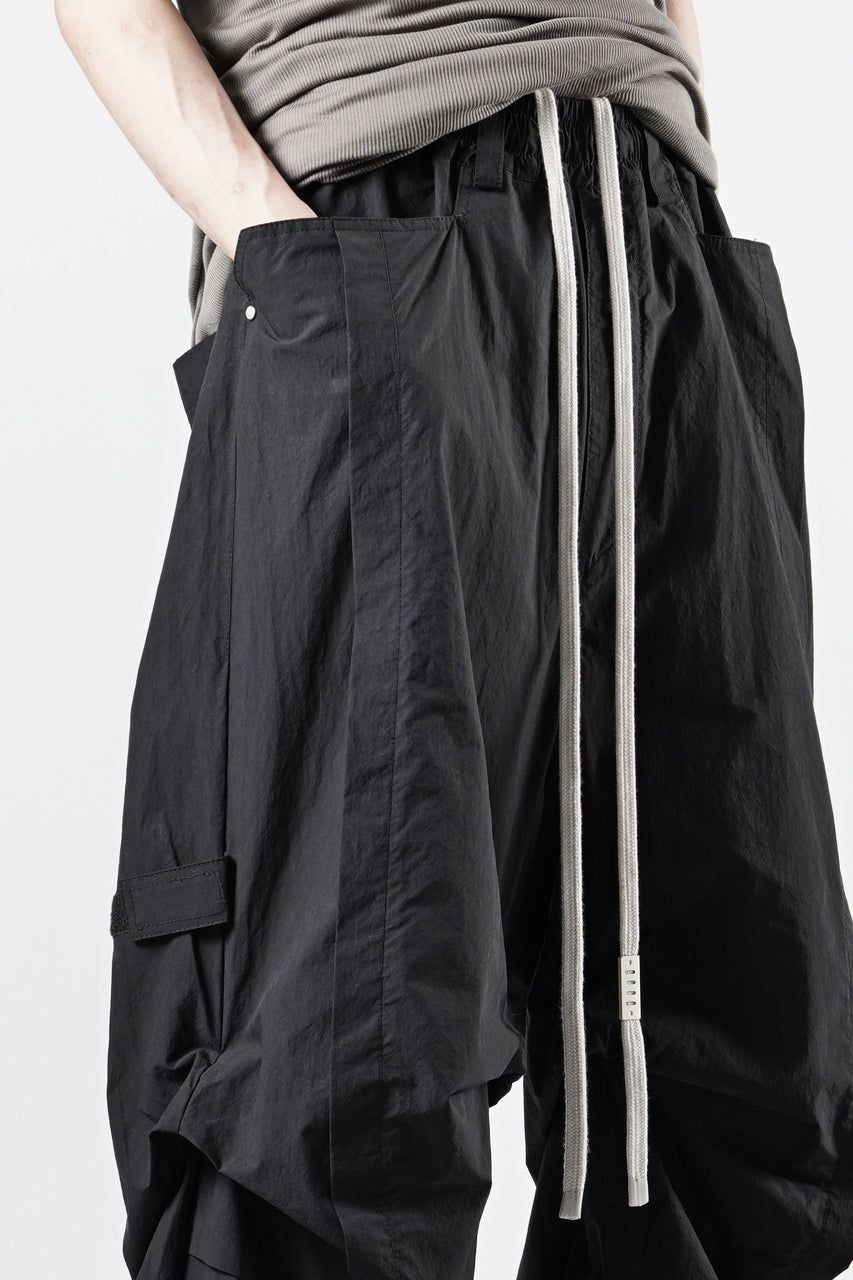 画像をギャラリービューアに読み込む, A.F ARTEFACT TUCK WIDE PANTS / TYPEWRITER COTTON CLOTH (BLACK)