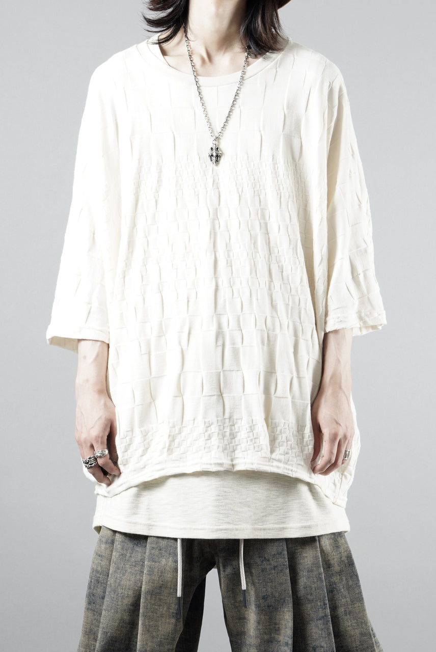 画像をギャラリービューアに読み込む, A.F ARTEFACT GRADIENT PLAID PATTERN DOLMAN TEE (CREAM)