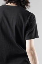画像をギャラリービューアに読み込む, black crow x LOOM exclusive short sleeve tops / 20/1 Loop wheeled Cotton Jersey (BLACK)
