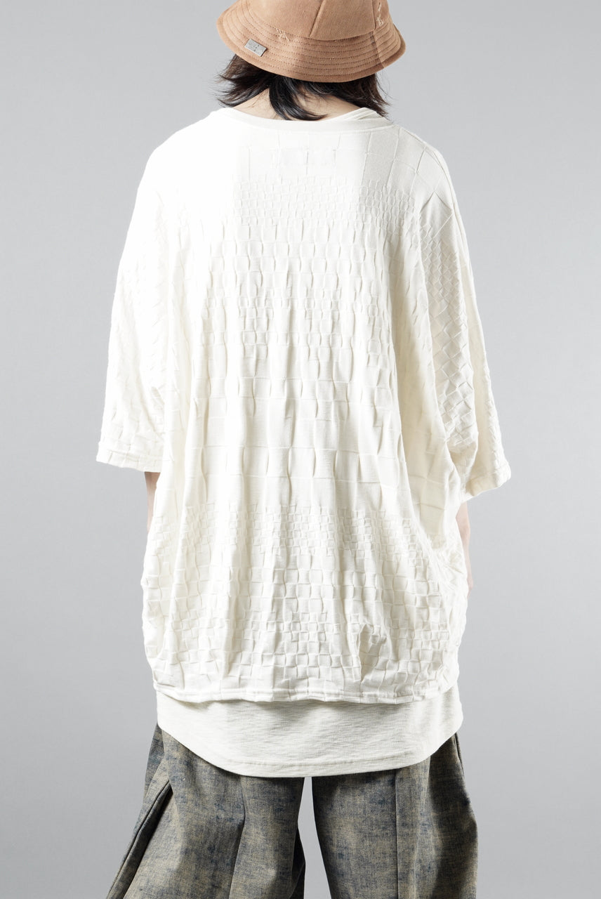 画像をギャラリービューアに読み込む, A.F ARTEFACT GRADIENT PLAID PATTERN DOLMAN TEE (CREAM)