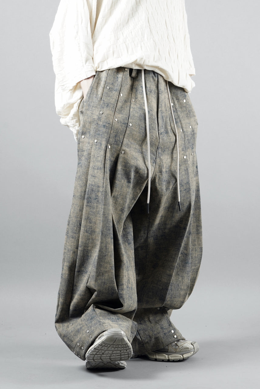 画像をギャラリービューアに読み込む, A.F ARTEFACT PLEATS TUCK WIDE PANTS / BLENDED SHADES DENIM (STEEL BLUE)