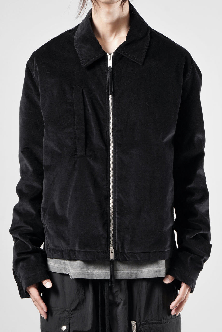 Load image into Gallery viewer, thom/krom TRUCKER JACKET / VELVET STRETCH (BLACK)