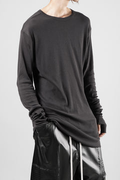 画像をギャラリービューアに読み込む, thom/krom OUTSIDE SEAMS LONG SLEEVE T-SHIRT / LIGHT &amp; SOFT RIB COTTON (COLD BROWN)