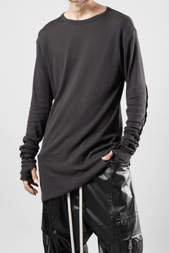 画像をギャラリービューアに読み込む, thom/krom OUTSIDE SEAMS LONG SLEEVE T-SHIRT / LIGHT &amp; SOFT RIB COTTON (COLD BROWN)