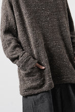 画像をギャラリービューアに読み込む, KLASICA "LIM" POCKET MOCK NECK JUMPER / NATURAL COLORED SHEEP NON DYED WOOL JERSEY (TAUPE)