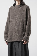 画像をギャラリービューアに読み込む, KLASICA "LIM" POCKET MOCK NECK JUMPER / NATURAL COLORED SHEEP NON DYED WOOL JERSEY (TAUPE)