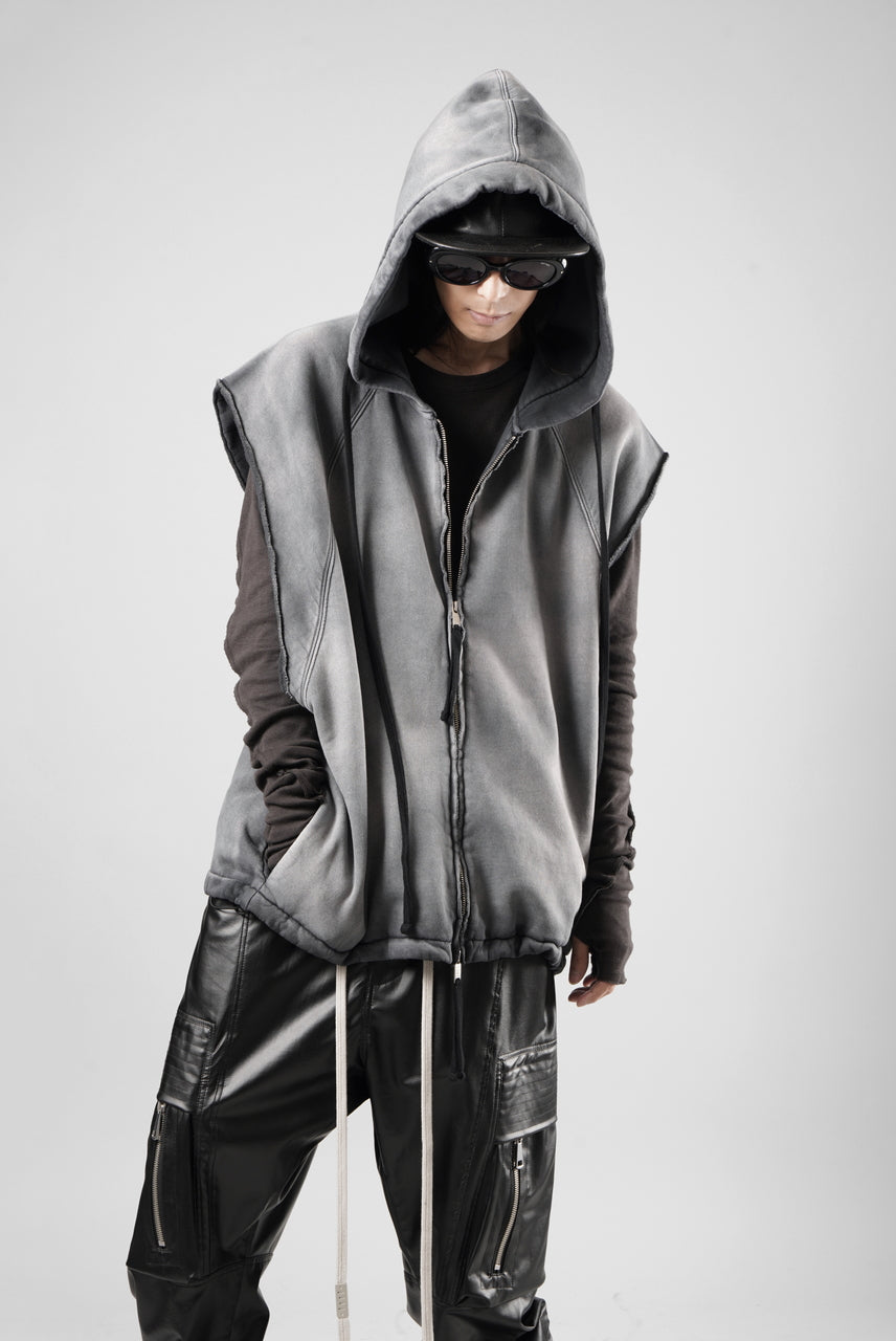 画像をギャラリービューアに読み込む, thom/krom OVERSIZED SLEEVELESS ZIP UP HOODIE / SOFT COTTON SWEAT (GREY STONE WASH SPRAY)