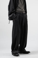 画像をギャラリービューアに読み込む, KLASICA "PACE-CD" WIDE AND TAPERED SILENT TROUSERS / HI-SOFT FINISHED 5-WALE CORDUROY (IRON)