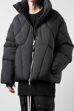 画像をギャラリービューアに読み込む, thom/krom OVERSIZED HIGH NECK JACKET / WARM PUFFER (BLACK)