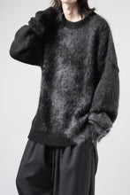 Load image into Gallery viewer, ISABEL BENENATO Mohair Crew-Neck Sweater with Abstract Pattern (BLACK)