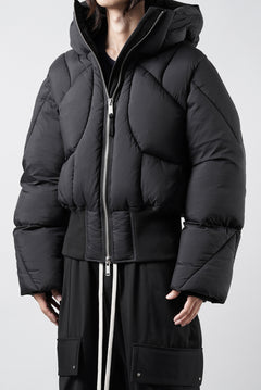 画像をギャラリービューアに読み込む, thom/krom HIGH NECK &amp; BIG HOODIE JACKET / WARM PUFFER (BLACK)