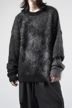 Load image into Gallery viewer, ISABEL BENENATO Mohair Crew-Neck Sweater with Abstract Pattern (BLACK)