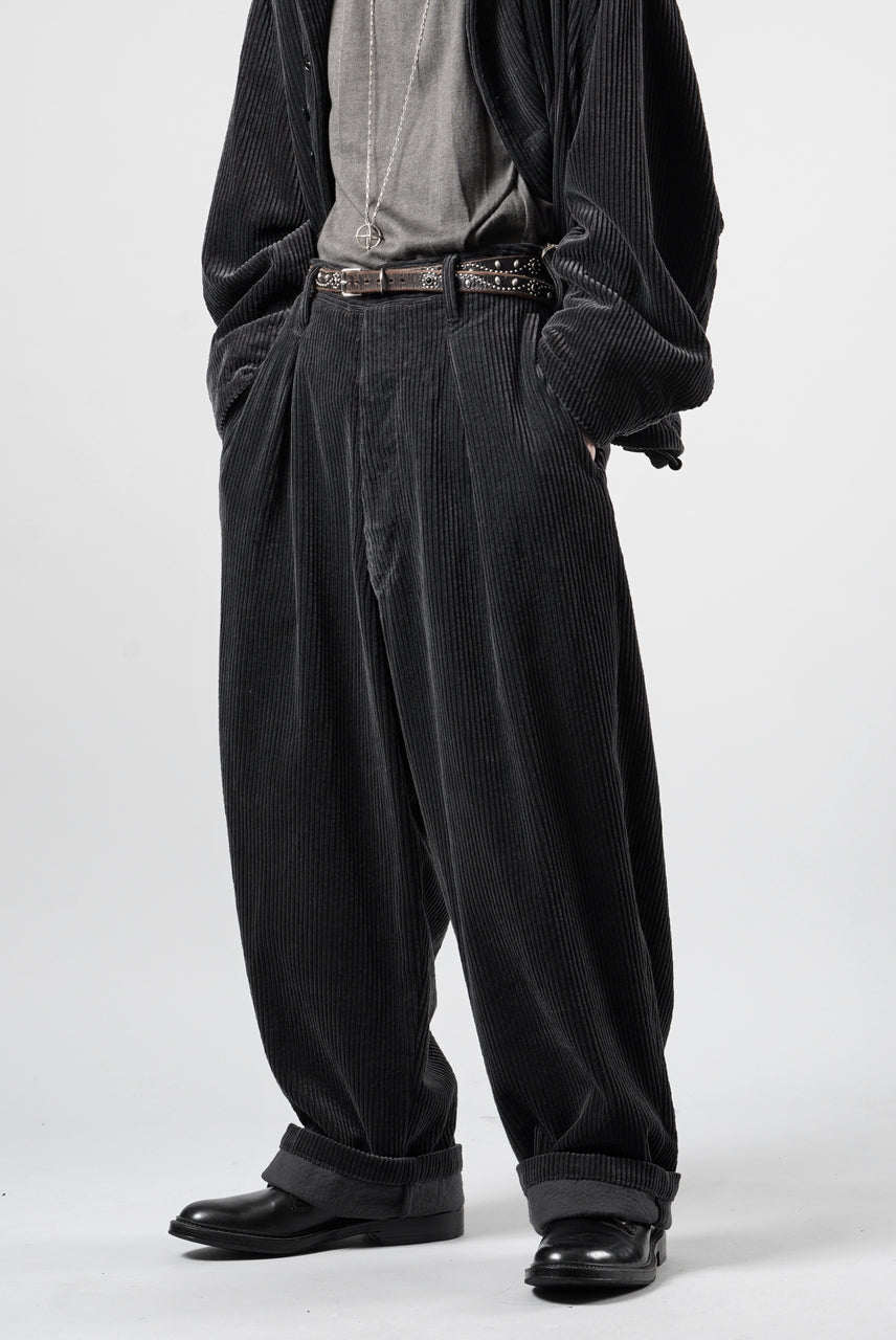 画像をギャラリービューアに読み込む, KLASICA "PACE-CD" WIDE AND TAPERED SILENT TROUSERS / HI-SOFT FINISHED 5-WALE CORDUROY (IRON)