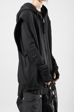 画像をギャラリービューアに読み込む, thom/krom OVERSIZED SLEEVELESS ZIP UP HOODIE / SOFT COTTON SWEAT (BLACK)