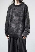 Load image into Gallery viewer, ISABEL BENENATO Mohair Crew-Neck Sweater with Abstract Pattern (BLACK)