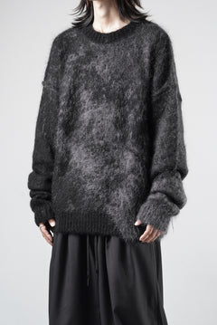 Load image into Gallery viewer, ISABEL BENENATO Mohair Crew-Neck Sweater with Abstract Pattern (BLACK)
