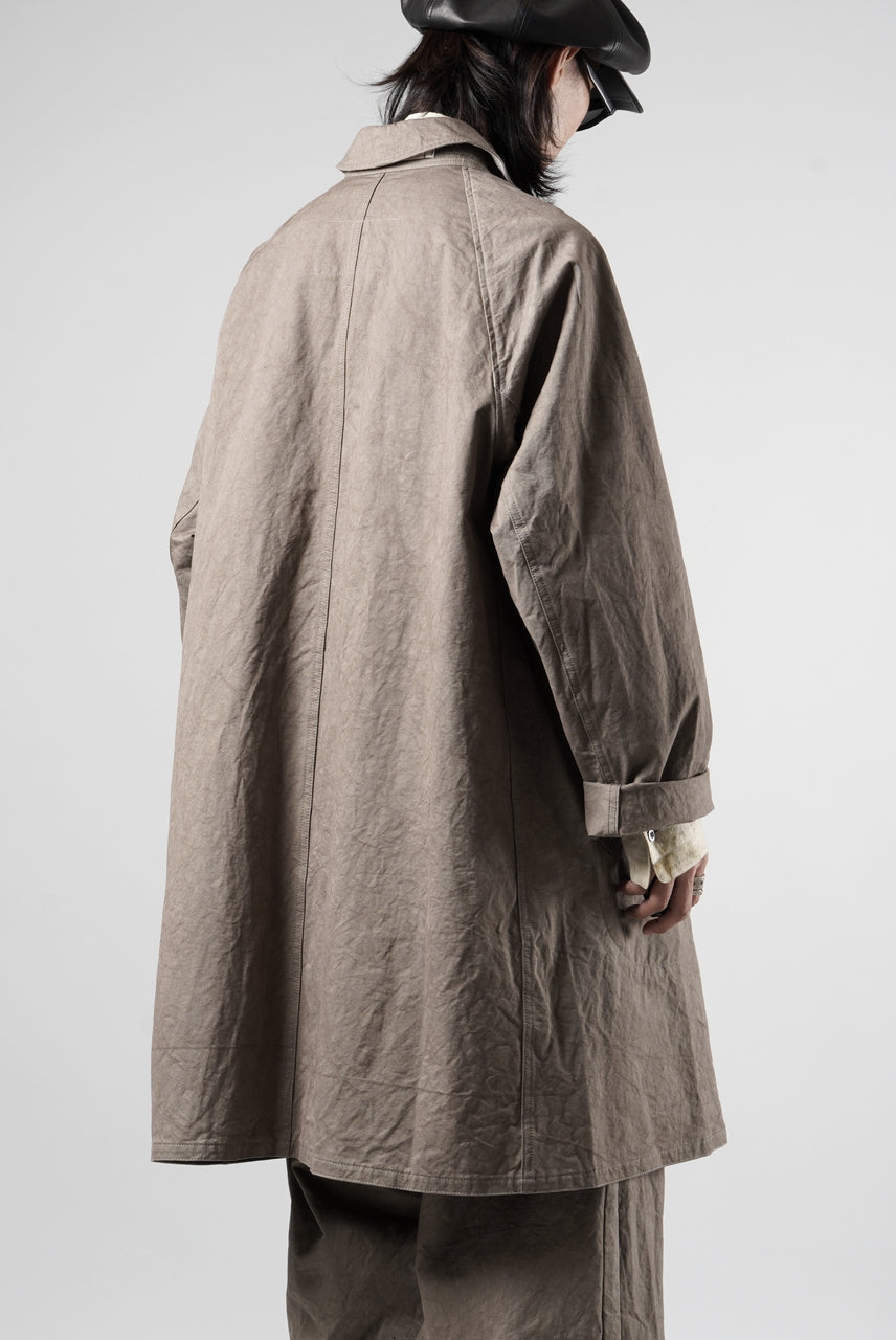 Load image into Gallery viewer, KLASICA "GHOST Ⅱ" SINGLE LAYER BALMACAAN COAT / HAND DYED HIGH DENSITY TWILL (DUST)