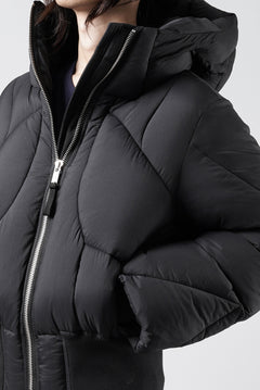 画像をギャラリービューアに読み込む, thom/krom HIGH NECK &amp; BIG HOODIE JACKET / WARM PUFFER (BLACK)