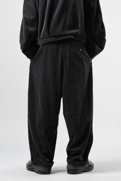 画像をギャラリービューアに読み込む, KLASICA "PACE-CD" WIDE AND TAPERED SILENT TROUSERS / HI-SOFT FINISHED 5-WALE CORDUROY (IRON)