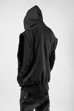画像をギャラリービューアに読み込む, thom/krom OVERSIZED SLEEVELESS ZIP UP HOODIE / SOFT COTTON SWEAT (BLACK)