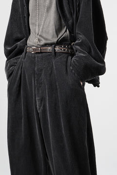 画像をギャラリービューアに読み込む, KLASICA "PACE-CD" WIDE AND TAPERED SILENT TROUSERS / HI-SOFT FINISHED 5-WALE CORDUROY (IRON)