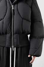 画像をギャラリービューアに読み込む, thom/krom HIGH NECK &amp; BIG HOODIE JACKET / WARM PUFFER (BLACK)