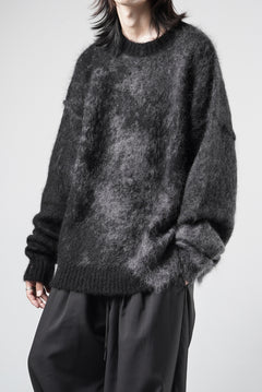 Load image into Gallery viewer, ISABEL BENENATO Mohair Crew-Neck Sweater with Abstract Pattern (BLACK)