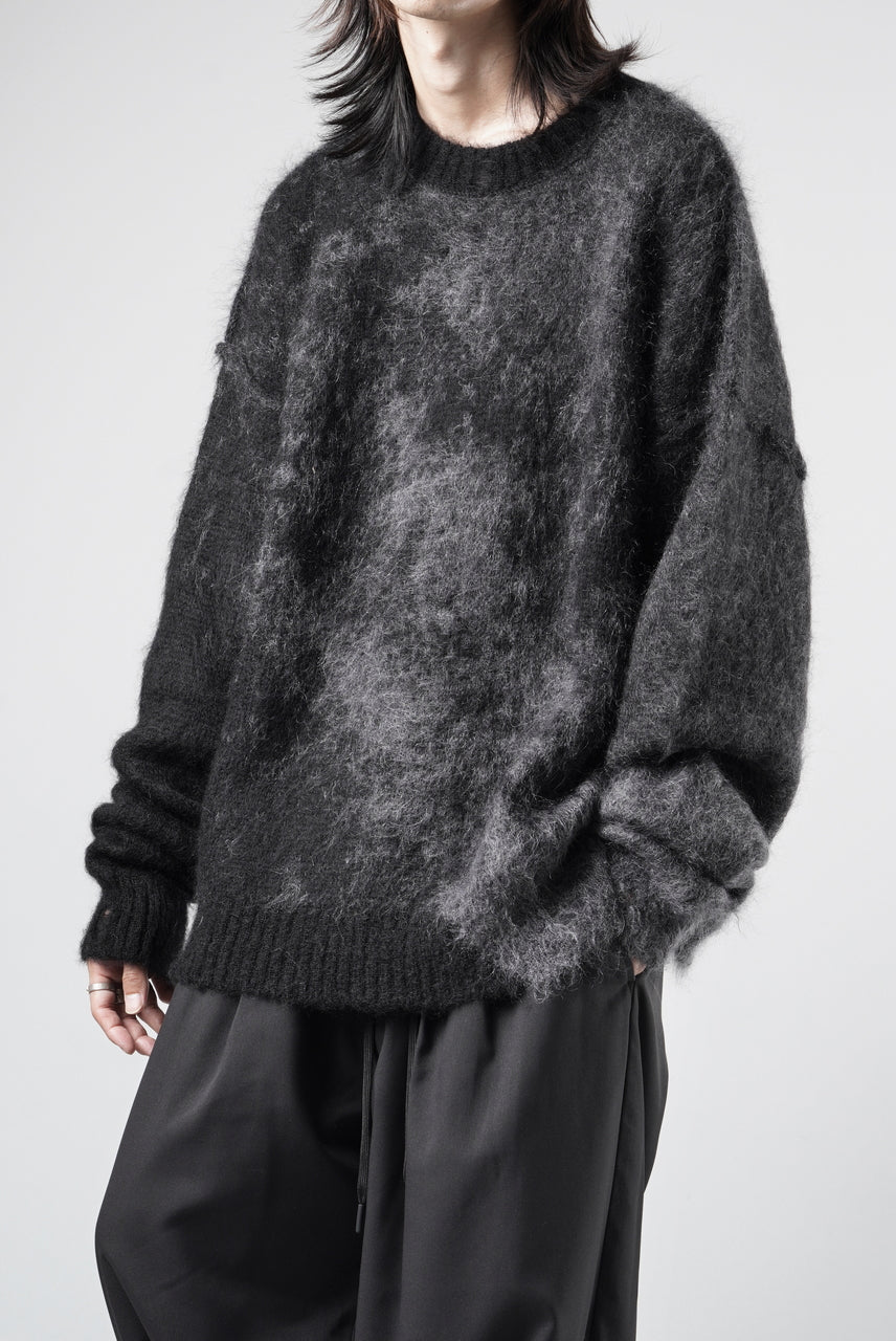 Load image into Gallery viewer, ISABEL BENENATO Mohair Crew-Neck Sweater with Abstract Pattern (BLACK)