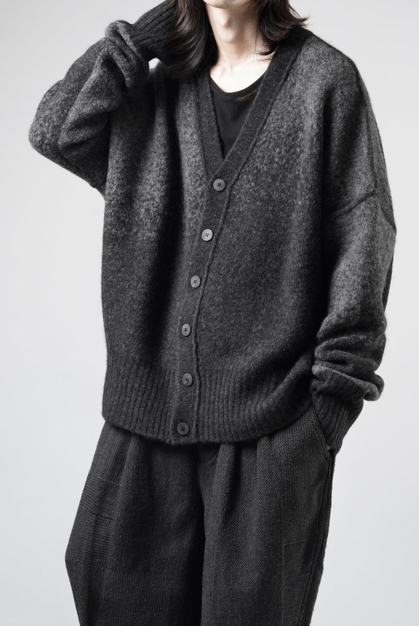 画像をギャラリービューアに読み込む, ISABEL BENENATO Yak Cardigan with Shaded Jacquard in Two Colours (GRAPHITE)