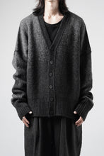 画像をギャラリービューアに読み込む, ISABEL BENENATO Yak Cardigan with Shaded Jacquard in Two Colours (GRAPHITE)
