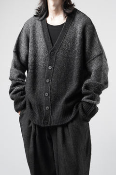 画像をギャラリービューアに読み込む, ISABEL BENENATO Yak Cardigan with Shaded Jacquard in Two Colours (GRAPHITE)