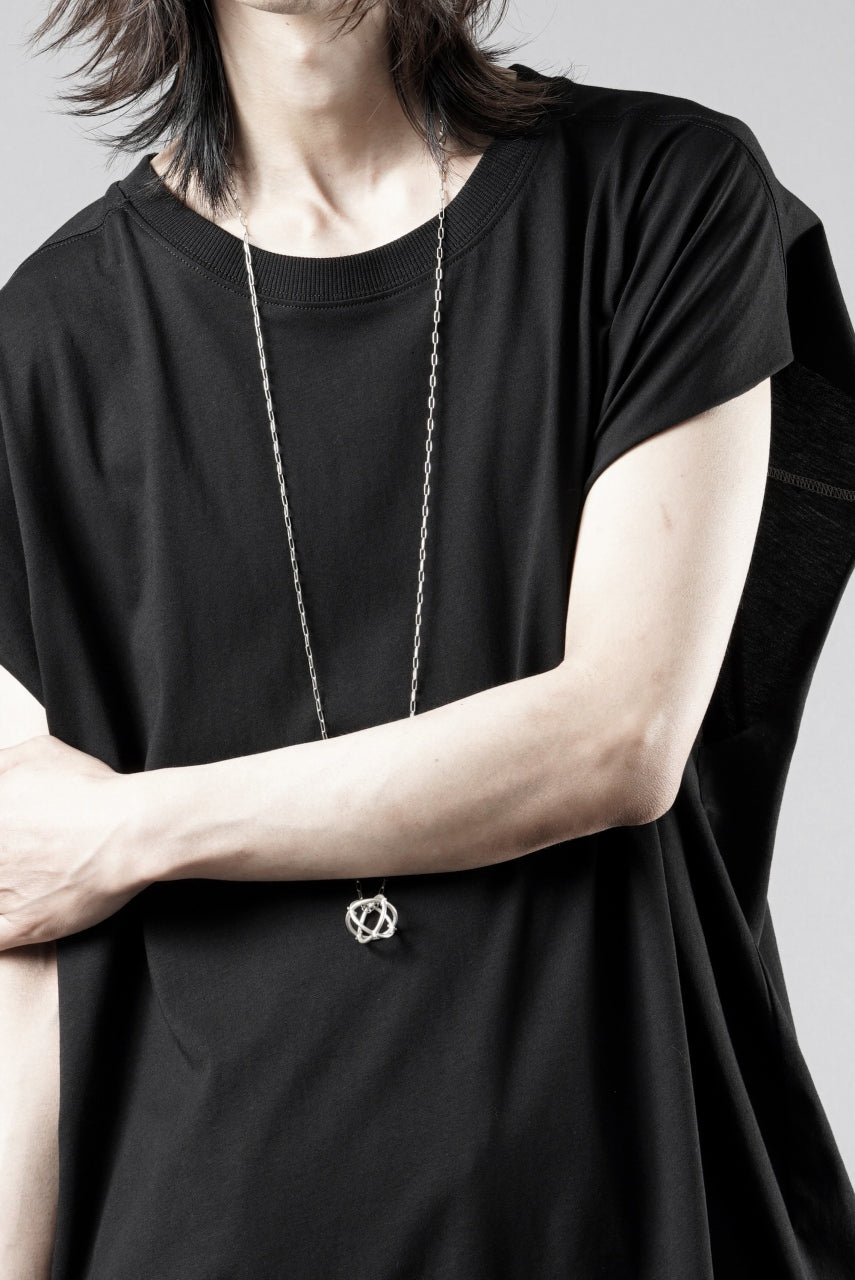 Load image into Gallery viewer, thom/krom FRENCH SLEEVE T-SHIRT / OVERSIZED FIT (BLACK)