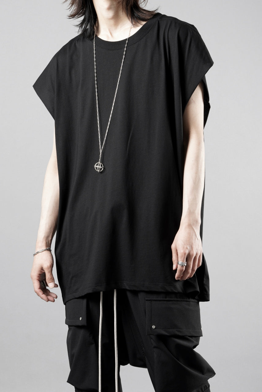Load image into Gallery viewer, thom/krom FRENCH SLEEVE T-SHIRT / OVERSIZED FIT (BLACK)