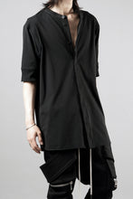 画像をギャラリービューアに読み込む, thom/krom STAND UP COLLAR T-SHIRT / STRETCH COTTON JERSEY (BLACK)