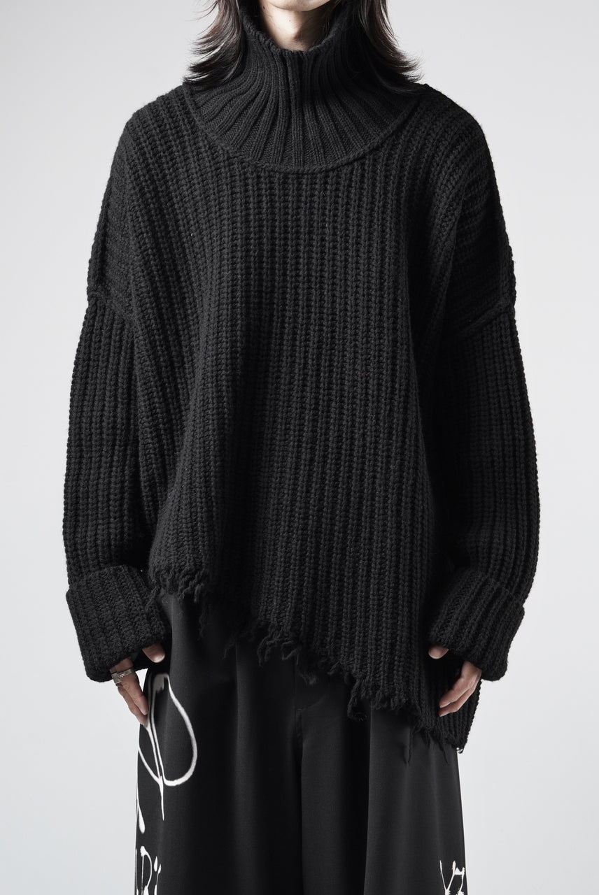 ISABEL BENENATO Wool Turtle-Neck Sweater width A Relaxed Fit and Asymmetrical Fringed Hem (BLACK)