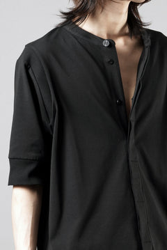 画像をギャラリービューアに読み込む, thom/krom STAND UP COLLAR T-SHIRT / STRETCH COTTON JERSEY (BLACK)