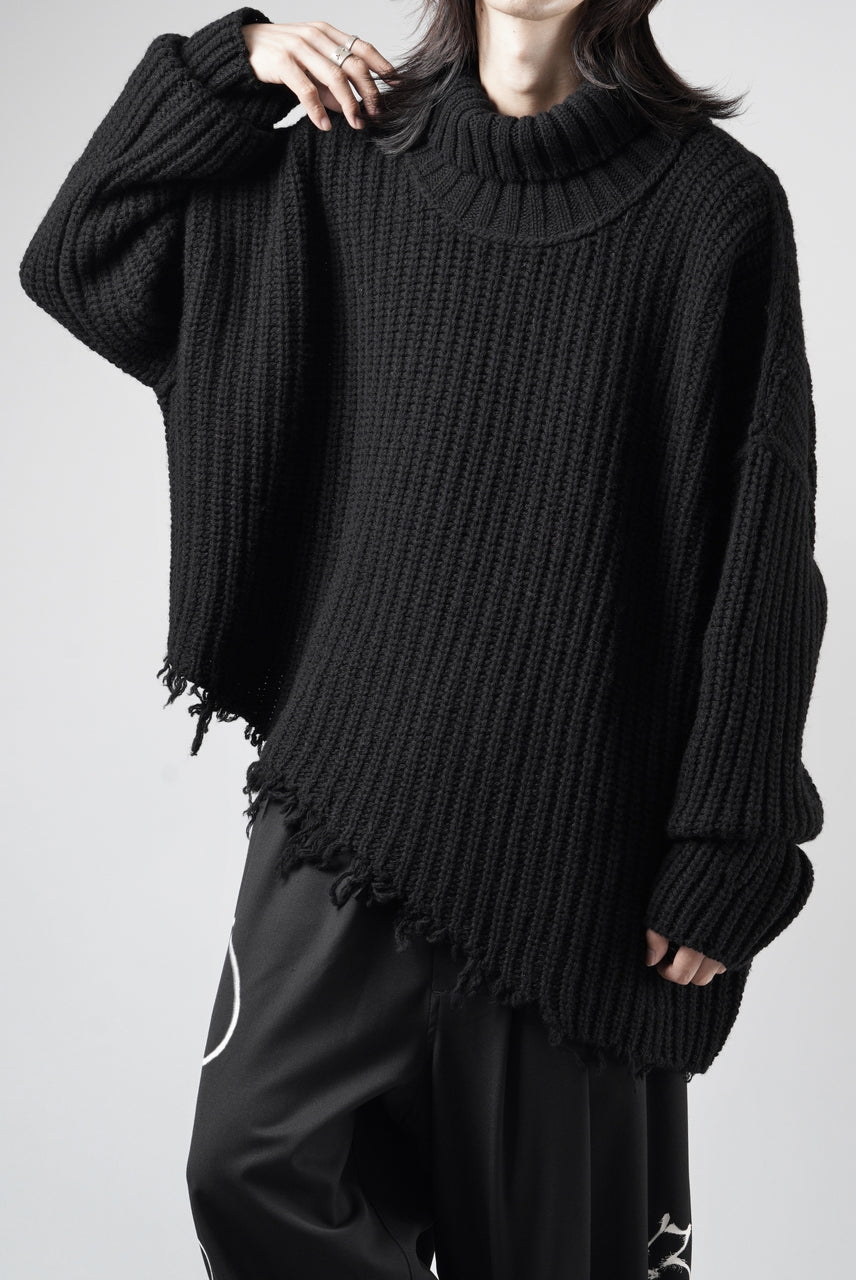 Load image into Gallery viewer, ISABEL BENENATO Wool Turtle-Neck Sweater width A Relaxed Fit and Asymmetrical Fringed Hem (BLACK)