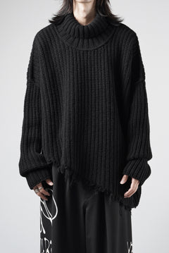 Load image into Gallery viewer, ISABEL BENENATO Wool Turtle-Neck Sweater width A Relaxed Fit and Asymmetrical Fringed Hem (BLACK)